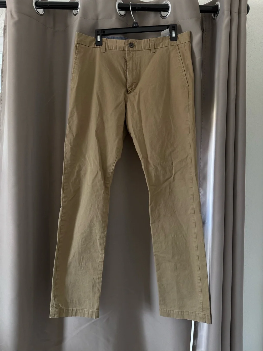 Banana Republic Men's Khaki Pants - Skinny Fit